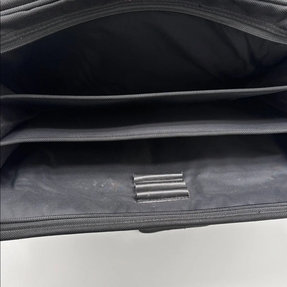 Tumi Black Laptop Travel Work Case 16x12